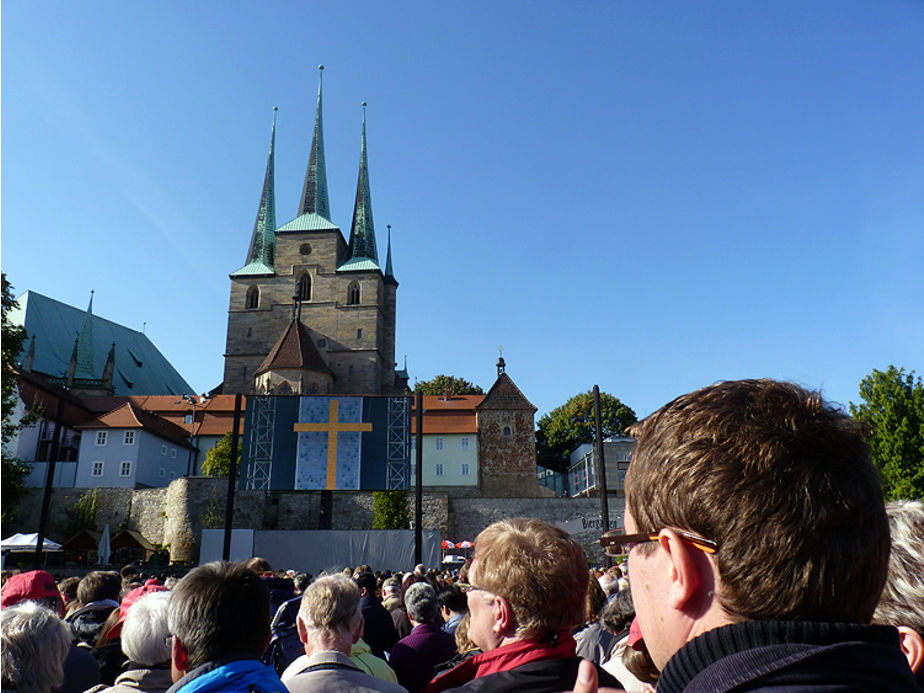 Naumburger pilgerten zum Heiligen Vater nach Erfurt (Foro: Karl-Franz Thiede)